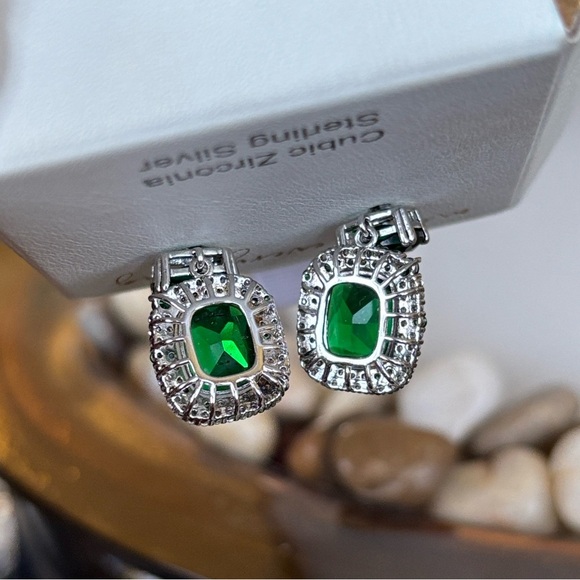 Rachel Zoe Sterling Silver CZ Emerald Green Baguette Drop Earrings Christmas - Picture 10 of 12